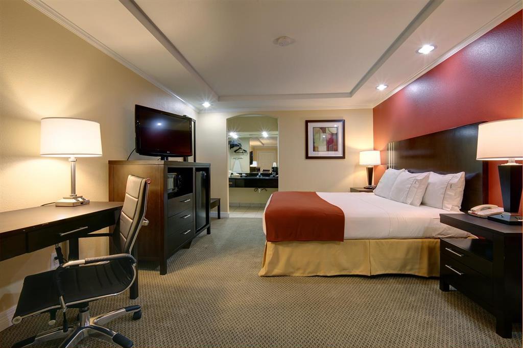 Americas Best Value Inn Angleton Ruang foto