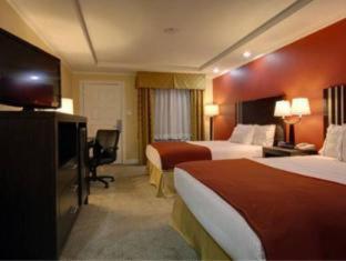 Americas Best Value Inn Angleton Ruang foto